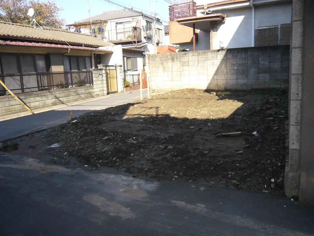 Local appearance photo. Local (11 May 2013) Shooting