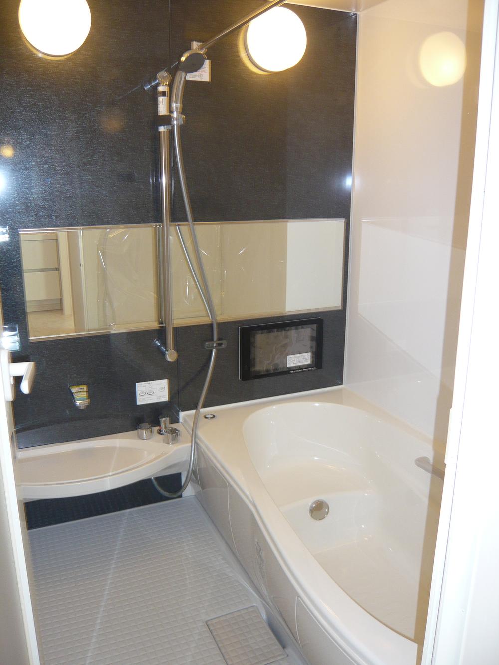 Same specifications photo (bathroom). Same specifications