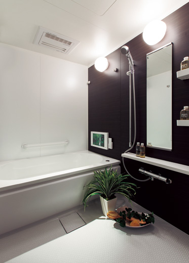 Bathing-wash room.  [Bathroom] Adopt a safe low-floor bathtub in one and the children of the elderly. Kept low the height of the stride of the tub, You can bathe without placing a load on the body.