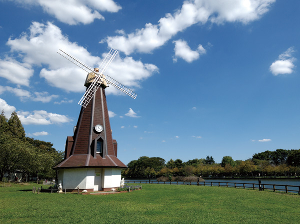 Surrounding environment. Metropolitan Ukima park (walk 11 minutes / About 810m)