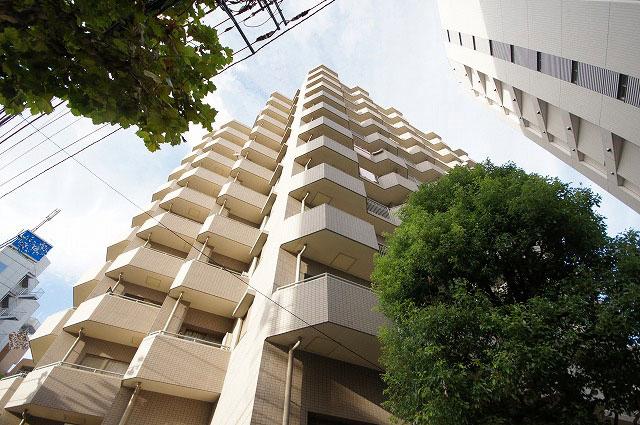 Local appearance photo. Local (10 May 2013) Shooting