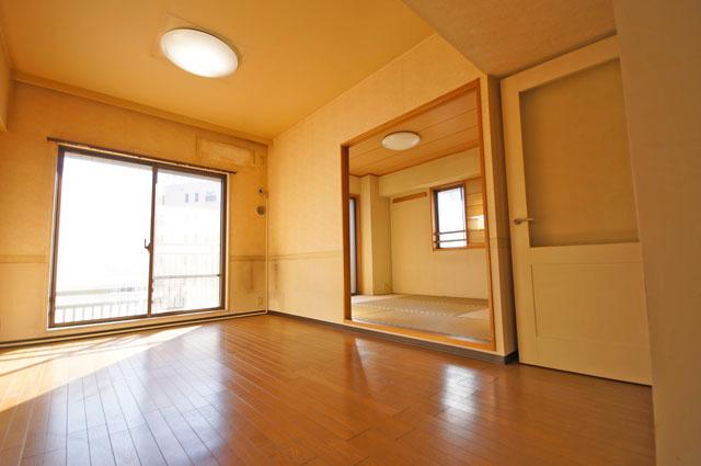 Living. Indoor (12 May 2013) Shooting