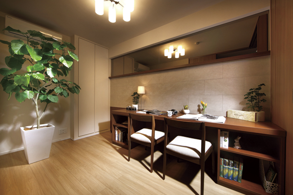 Interior. BEDROOM(3)