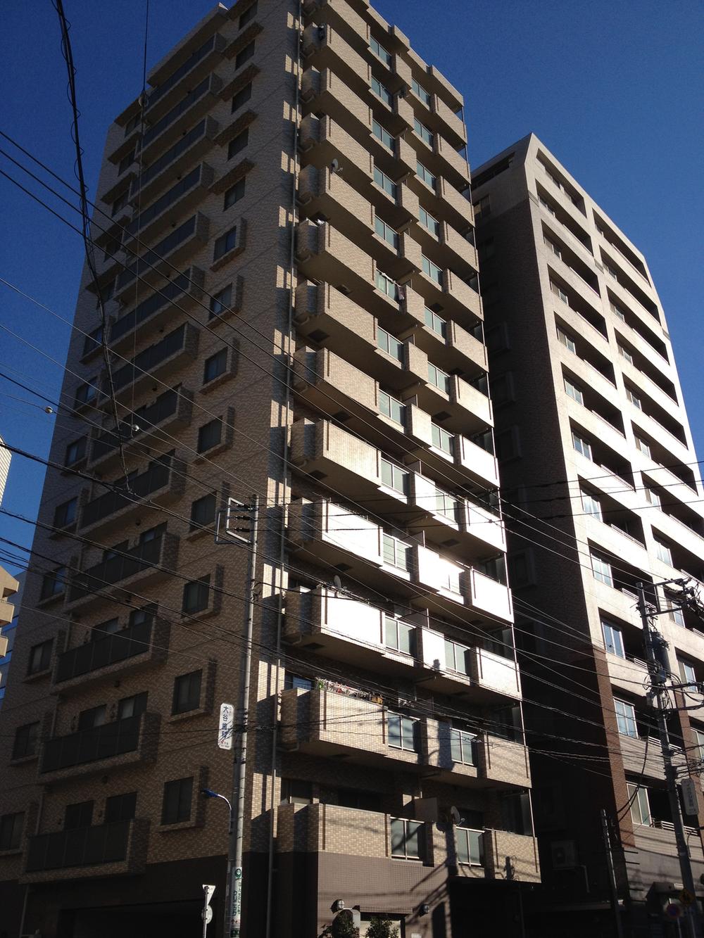 Local appearance photo. Local (12 May 2013) Shooting