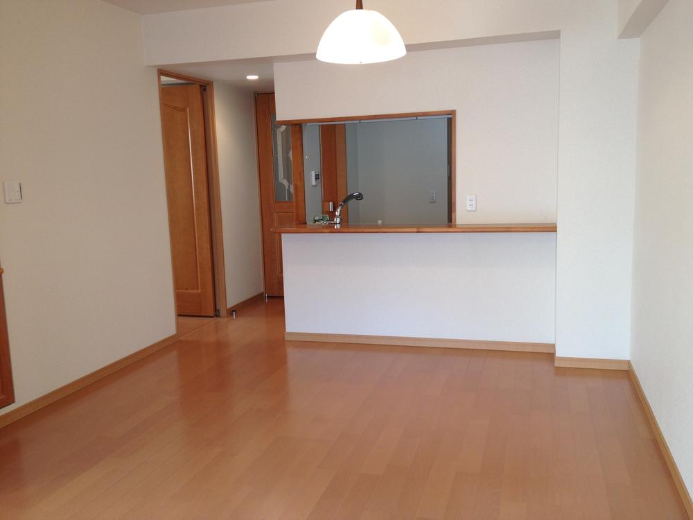 Living. Indoor (12 May 2013) Shooting