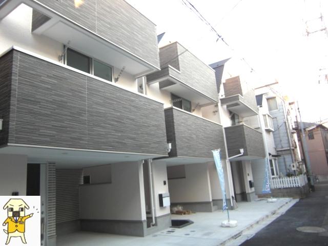 Local photos, including front road. 2013 / 11 / 12 shooting