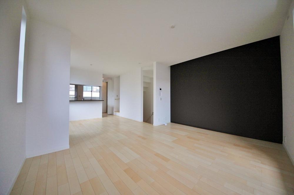 Same specifications photos (living). Living company construction cases