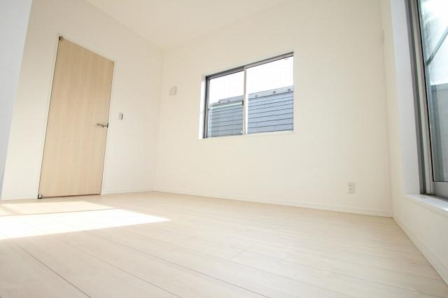 Other introspection. Western style room