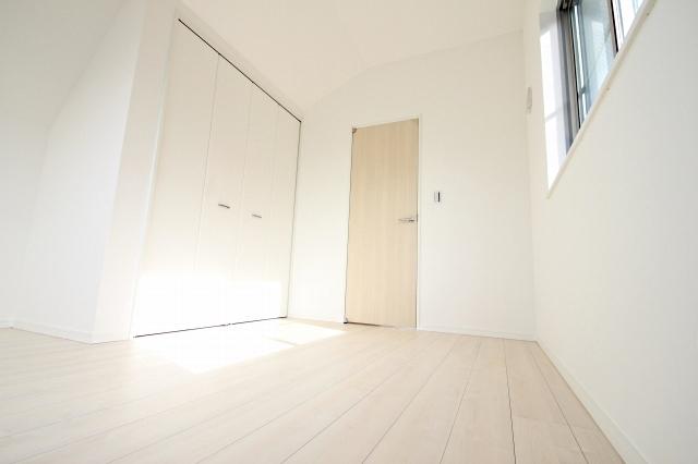 Other introspection. Western style room