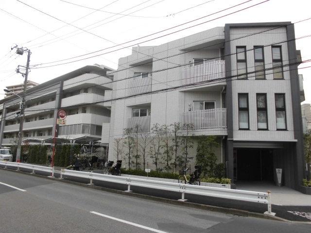 Local appearance photo