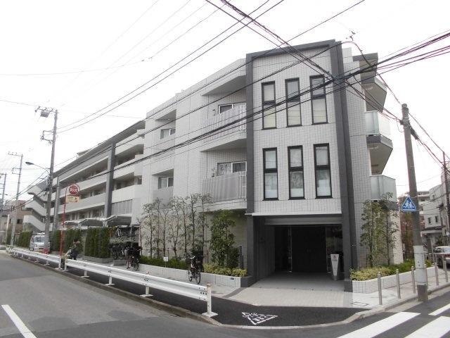 Local appearance photo