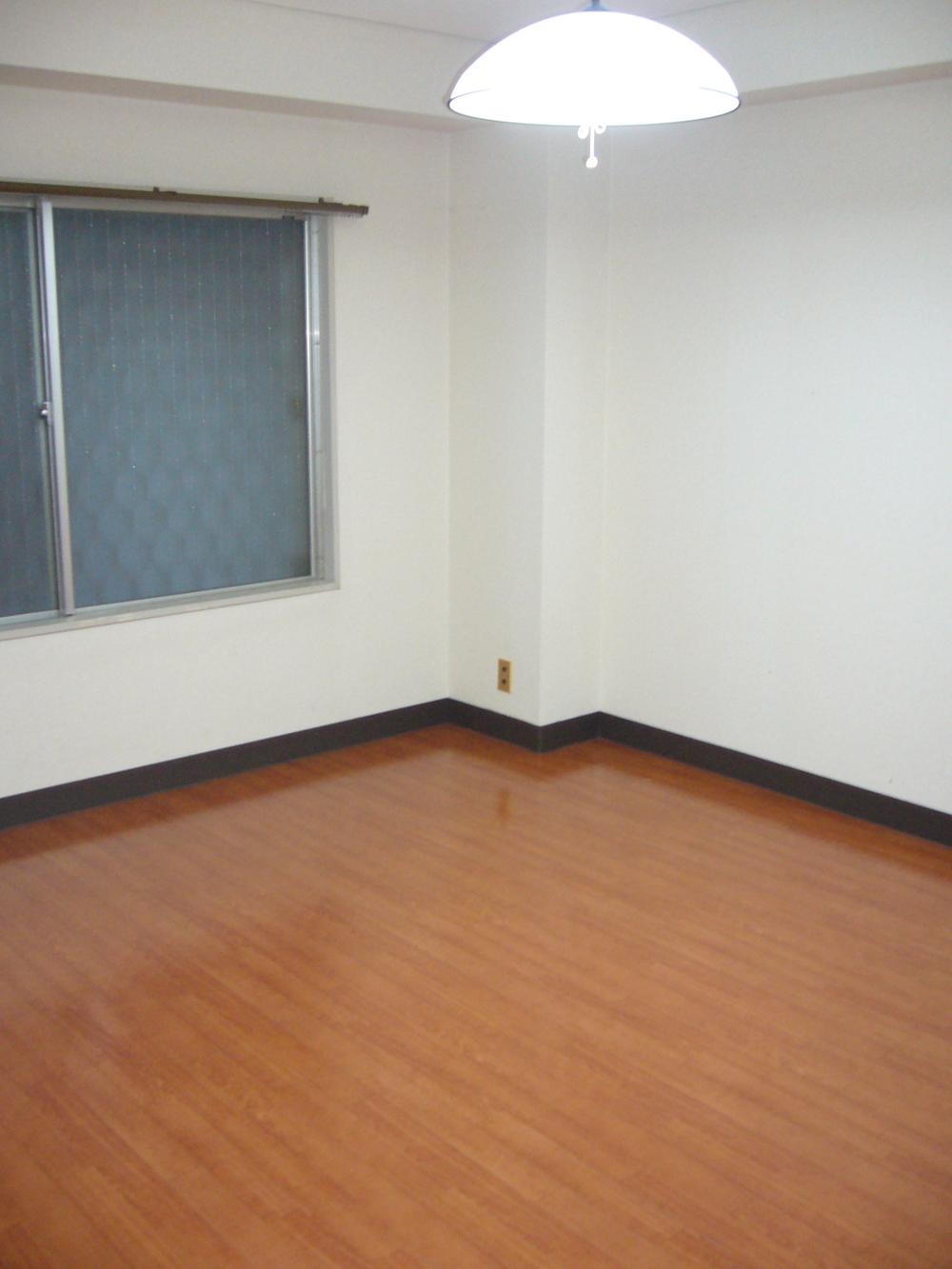 Non-living room. Western-style (11 May 2013) Shooting