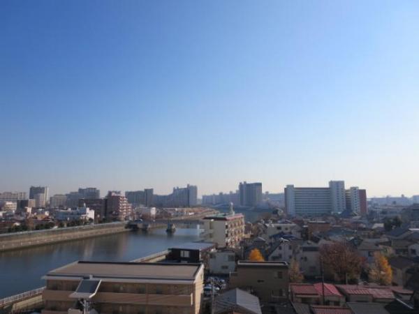 View photos from the dwelling unit