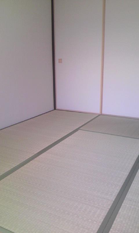 Non-living room. Indoor (11 May 2013) Shooting