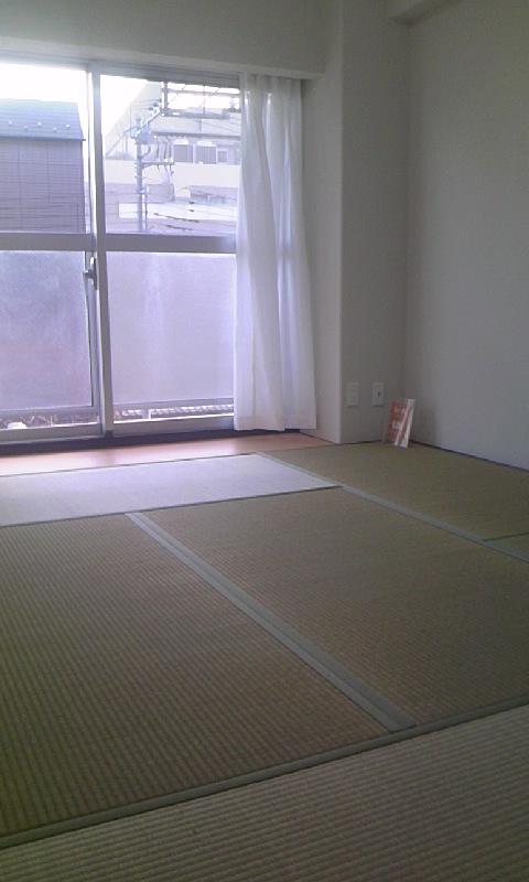 Non-living room. Indoor (11 May 2013) Shooting