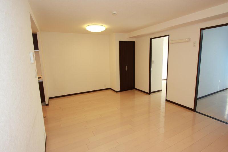 Living. Whole of introspection of living