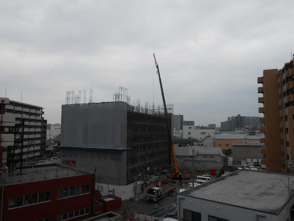 View photos from the dwelling unit. View from the site (November 2013) Shooting