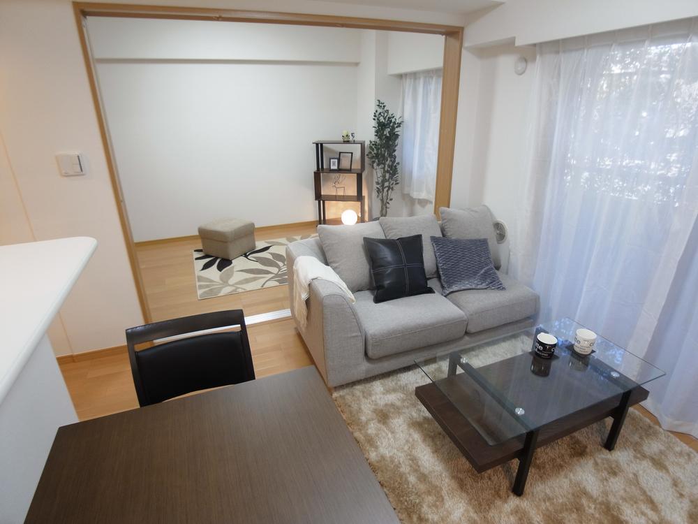 Living. Indoor (11 May 2013) Shooting