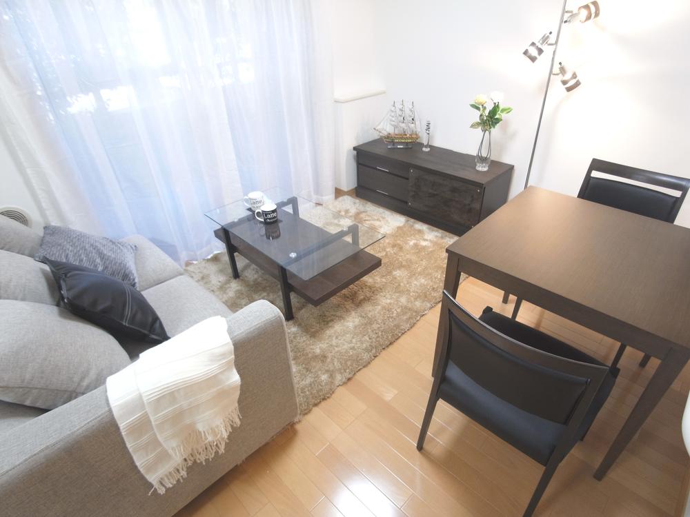 Living. Indoor (11 May 2013) Shooting