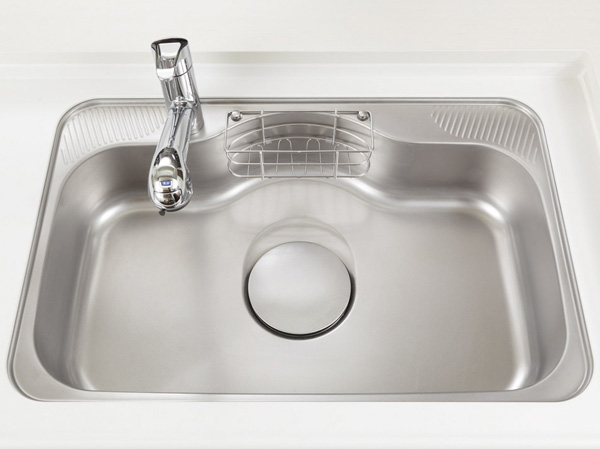 Kitchen.  [Water purifier integrated shower faucet / Quiet wide sink] Together the water purifier and the single-lever faucet. Care is equipped with a convenient pull-out hand shower, etc. in the sink. Also, Adopt the silent type, such as a washable comfortable tableware and cooking utensils. By affixing the damping material to sink back, To reduce the sound of water and the hot water hits the sink.