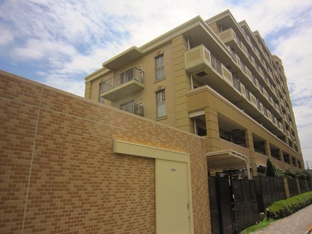 Local appearance photo. "Japan 綜 Community Corporation" management