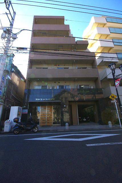 Local appearance photo