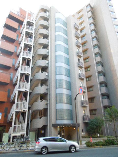 Local appearance photo. Local (11 May 2013) Shooting