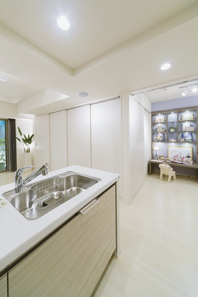 Western-style (3) living room to open the "slide wall" of ・ Dining + Western-style (3) If you want to use as