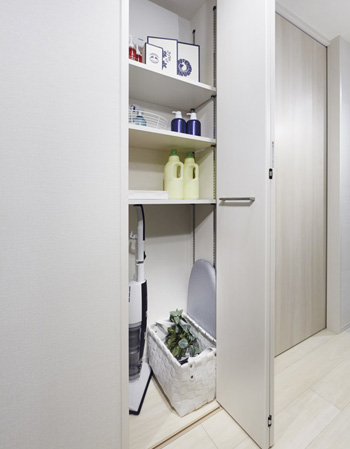 Interior. (Shared facilities ・ Common utility ・ Pet facility ・ Variety of services ・ Security ・ Earthquake countermeasures ・ Disaster-prevention measures ・ Building structure ・ Such as the characteristics of the building)