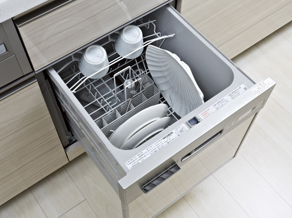 Kitchen.  [Time and effort wisely cut of tidying up] Standard equipped with a dishwasher, which will support the clean-up, such as tableware. You can save water compared to hand washing, Running costs, Labor and time cut also applied to the household chores. Washing can be speedily, Room is born after a meal.