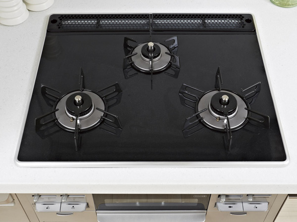 Kitchen. Colorful peace of mind ・ "G clearcoat comfortable featured / Two short beeps and a stove. "