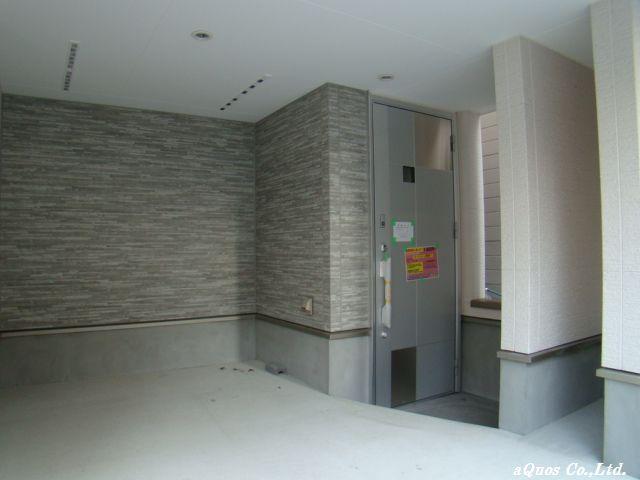 Parking lot. Local (12 May 2013) Shooting