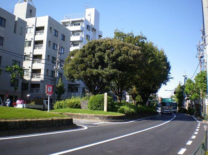 Local land photo. Walk up to Nishigahara milestone 5 minutes