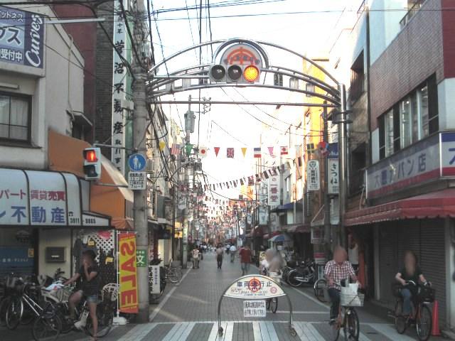 Shopping centre. Higashijujo 480m to the shopping street
