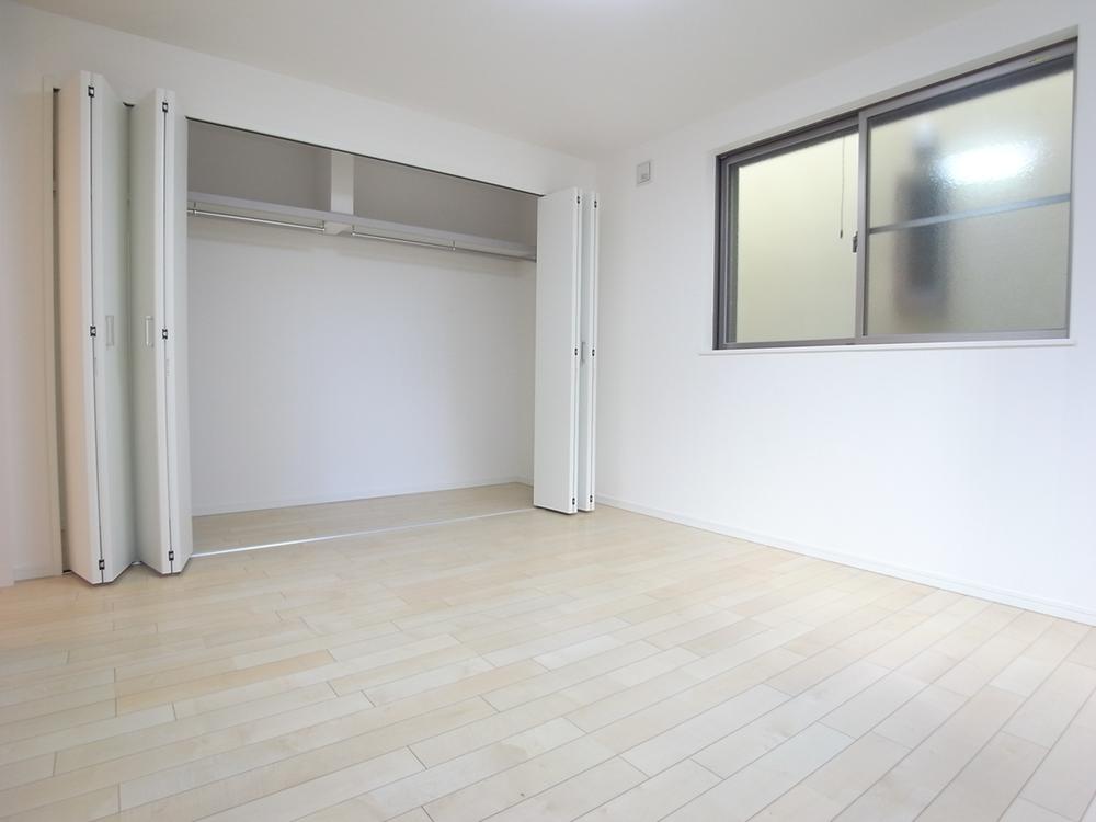 Non-living room. Example of construction