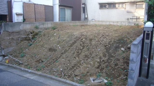 Local photos, including front road. Local (September 2013) Shooting