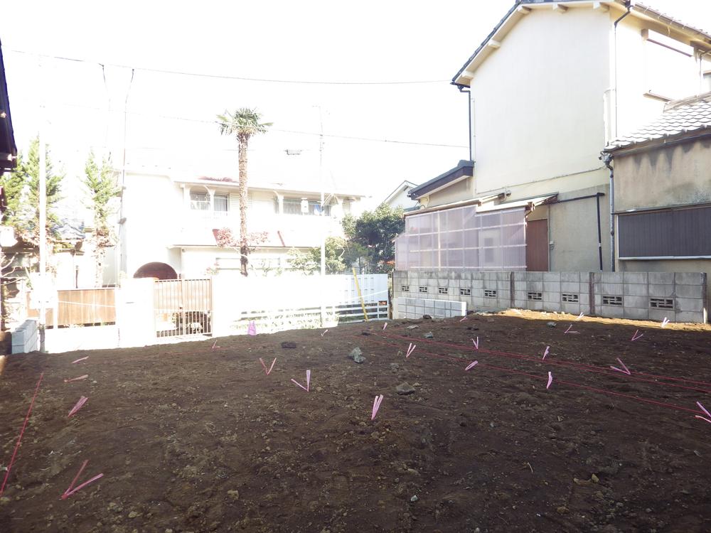 Local appearance photo. Local (12 May 2013) Shooting