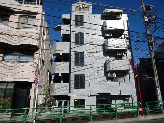 Local appearance photo