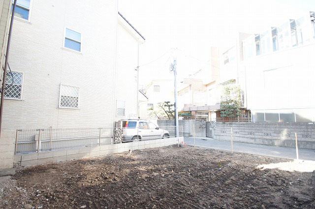 Local land photo. Local (11 May 2013) Shooting