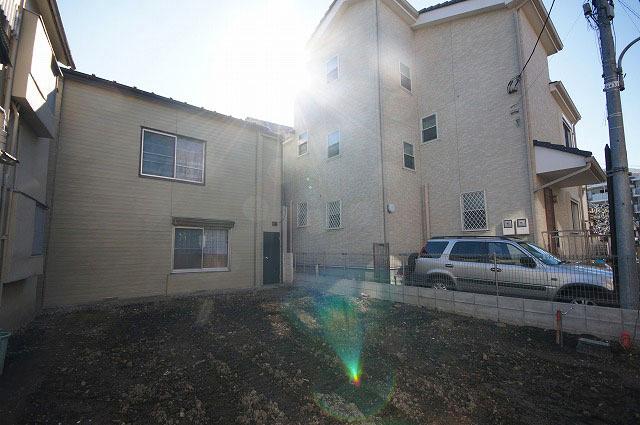 Local land photo. Local (11 May 2013) Shooting