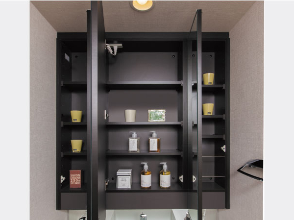 Bathing-wash room.  [Housed with three-sided mirror] Vanity mirrors, Convenient three-sided mirror type in makeup and shaving. The back side of the mirror can be used as a storage space, Also it comes with a convenient shelf to store small items.