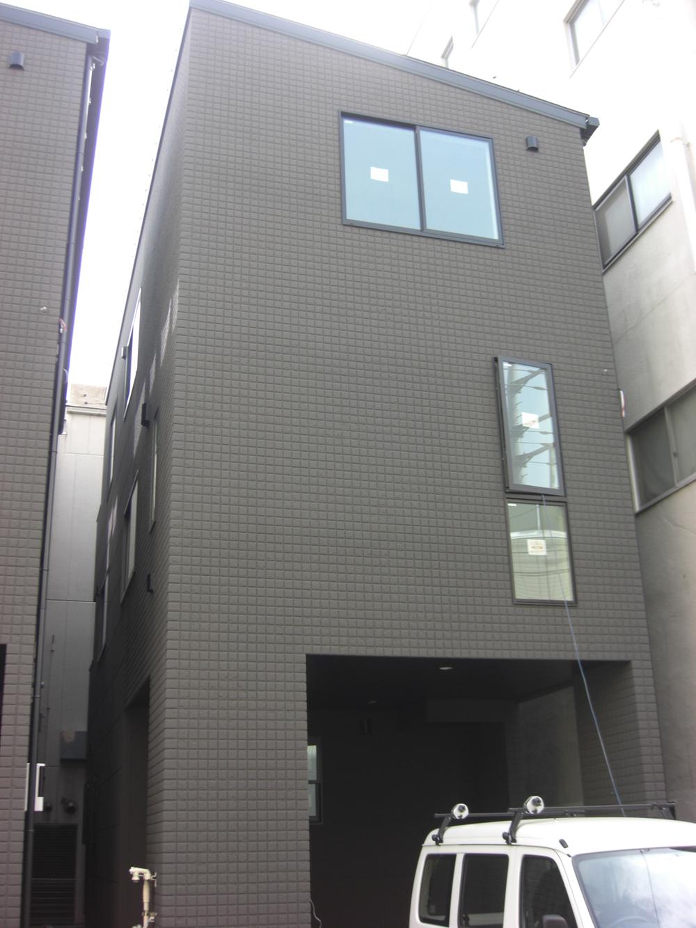 Local appearance photo. Local (March 2013) Shooting