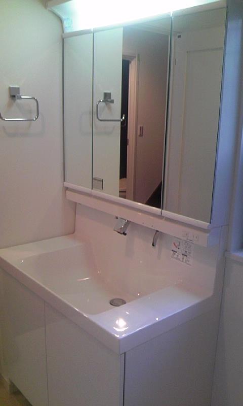 Wash basin, toilet. Indoor (April 2013) Shooting