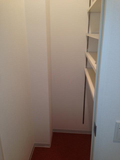 Receipt. Shoes in cloak, Storage of a walk-in closet, etc. enhance! Built shallow unique high-grade specifications is the amenities of: 2013 November shooting