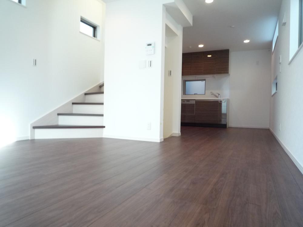 Living. Indoor (11 May 2013) Shooting