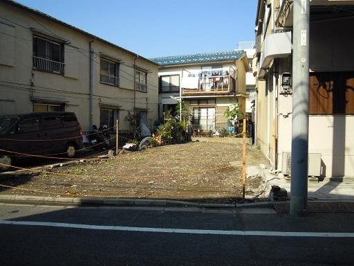 Local land photo. Local (11 May 2013) Shooting, Day is good. 