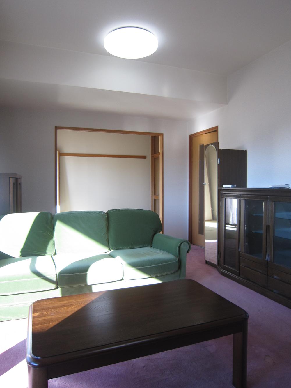 Living. Living (2013 December shooting)