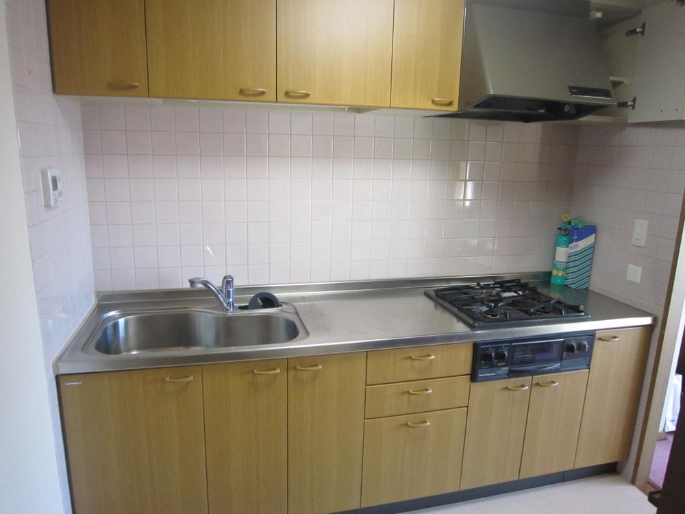 Kitchen. Kitchen (2013 December shooting)