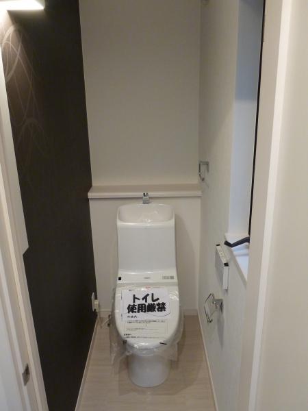 Same specifications photos (living)