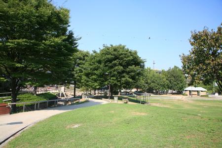 park. 467m until Shimizu hill park